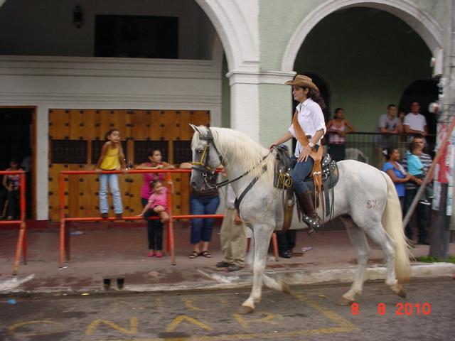 La reina de los Hipicos,Srta. Silvana Urbana Urbina Ubau